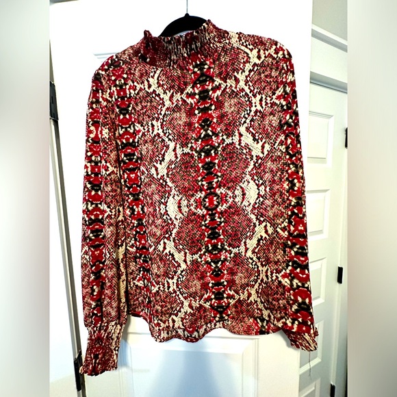 ASHER Tops - Asher long sleeve, leopard print blouse.